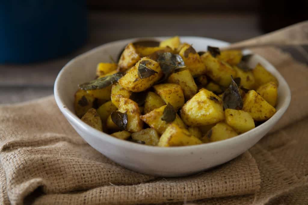 Garlic Curry Roasted Potatoes