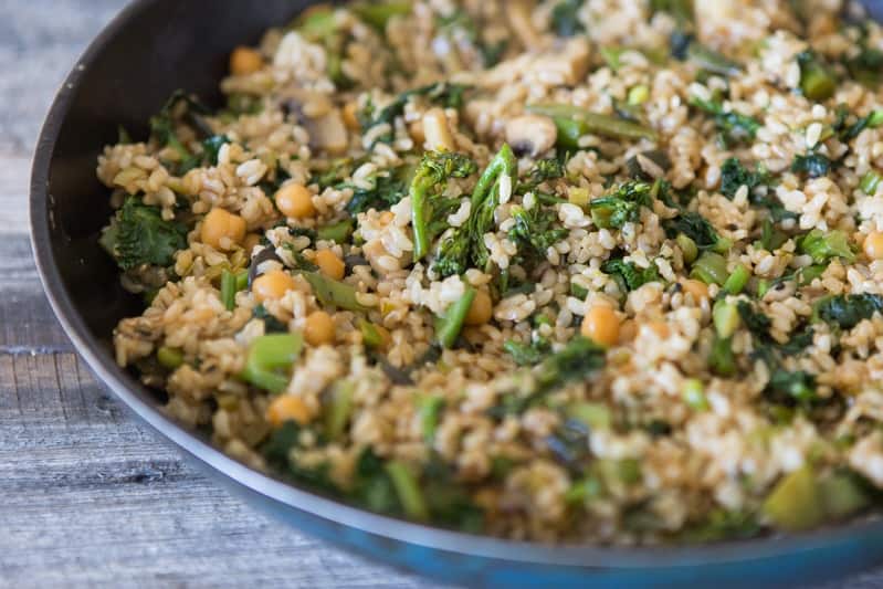 Greens, chickpeas with brown rice