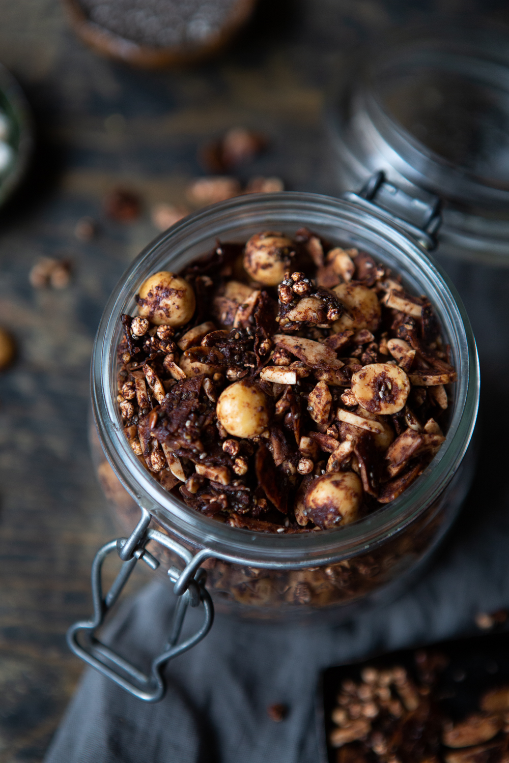 Sugar-Free Chocolate & Hazelnut Granola (Vegan and GF)