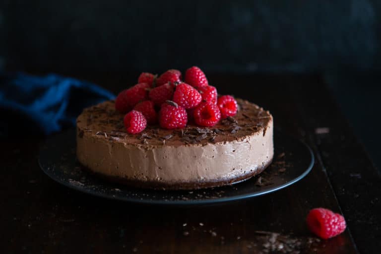 No-Bake Vegan Chocolate Mousse Cake