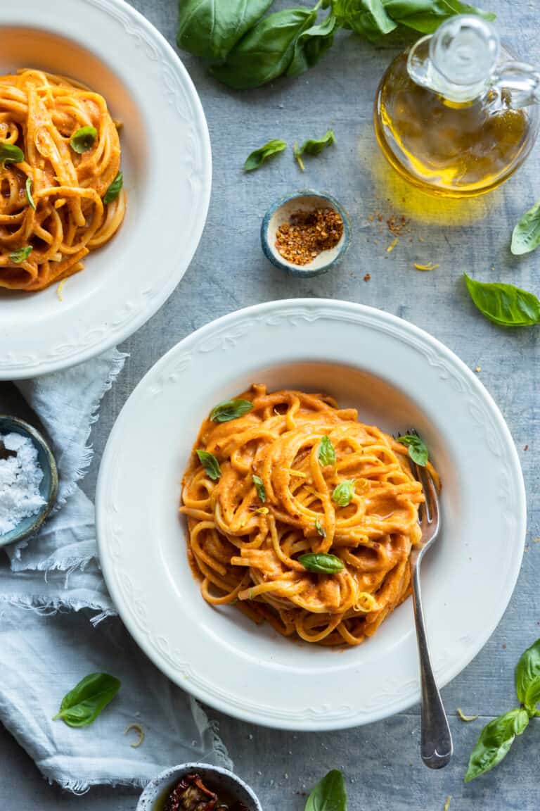 20-Minute Creamy Vegan Red Pepper Pasta | Heartful Table