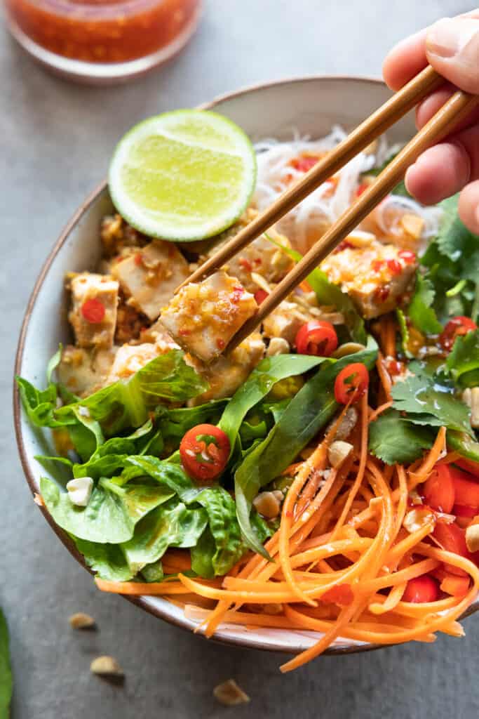 Vietnamese noodle salad with lemongrass tofu.