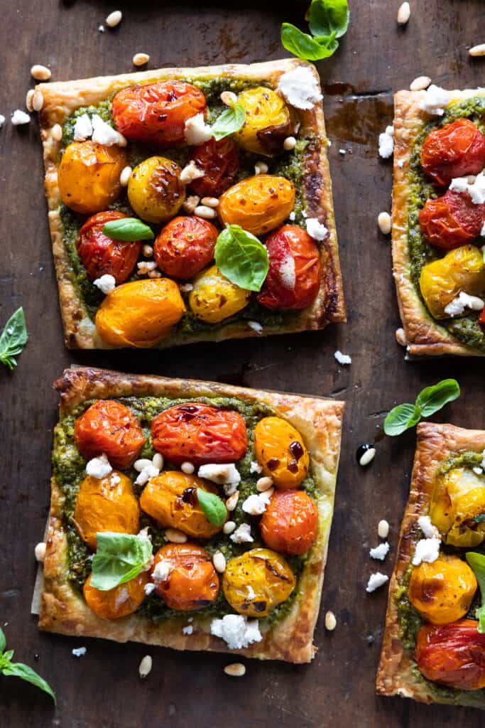 Vegan Tomato Tarts Close Up.